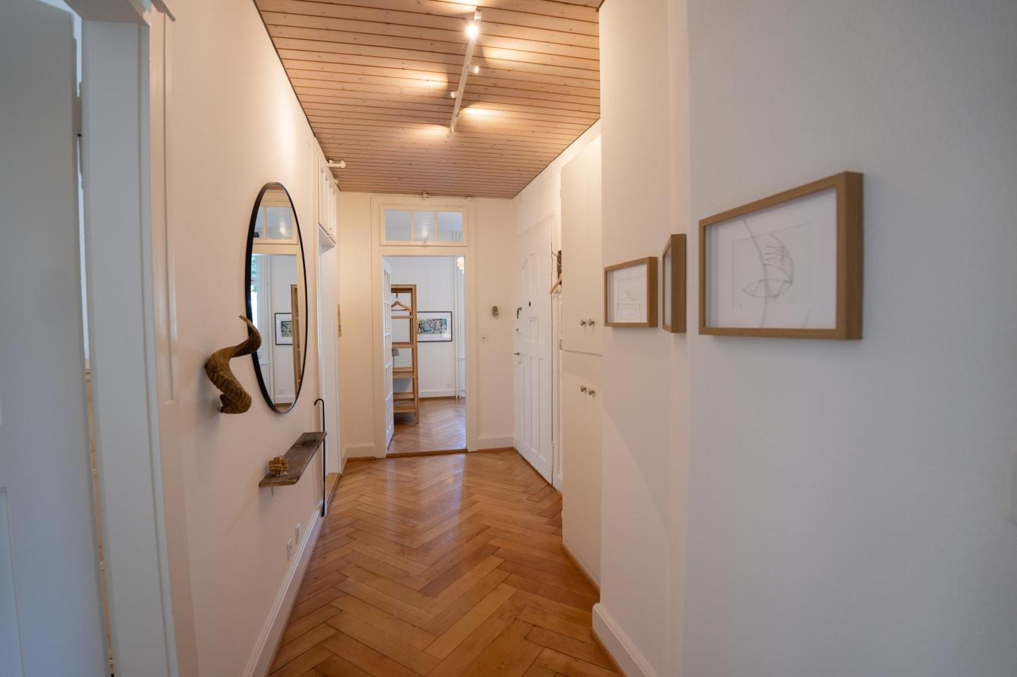 Charmante Altbauwohnung Am Rhein Basel Luaran gambar